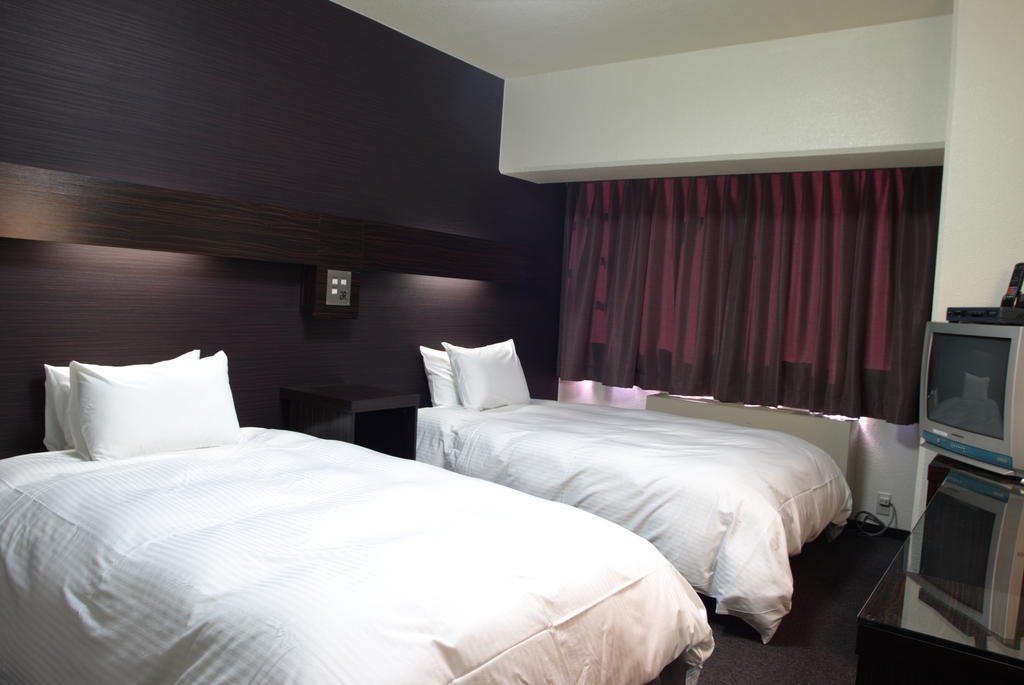 Green Rich Hotels Miyazaki Chambre photo
